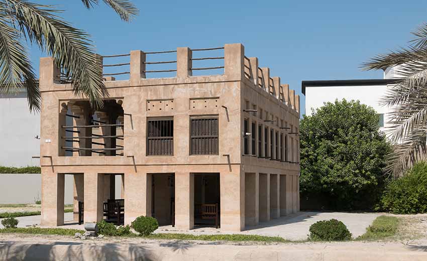 ساختمان Majlis Ghorfat, Umm Al Sheif