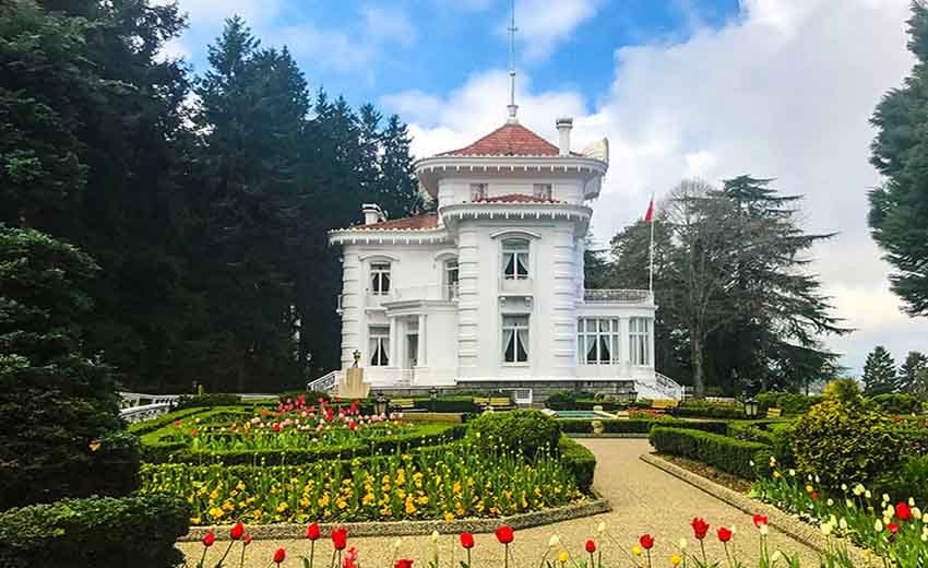 قصر آتاتورک 
