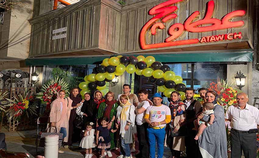 نمایی از فست فود عطاویچ مشهد
