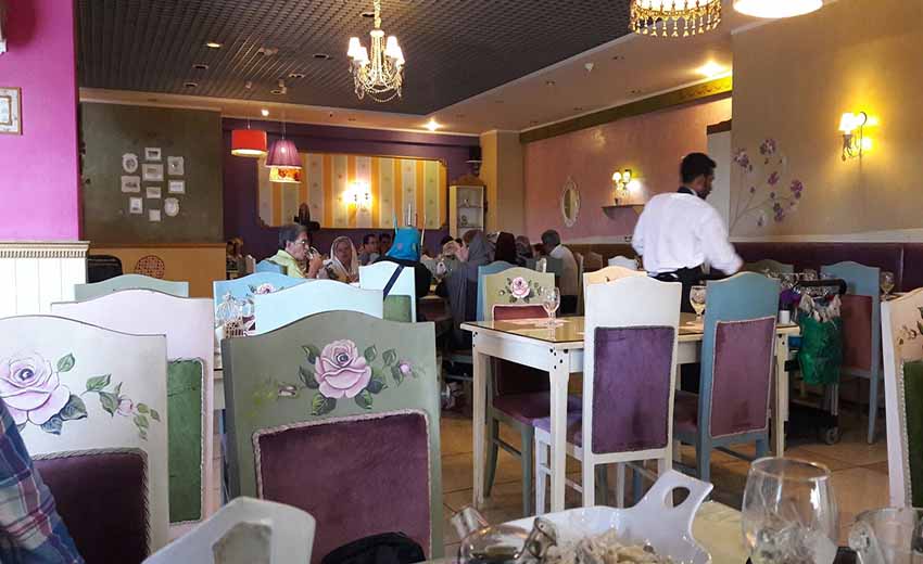 نمایی از رستوران رویال استار کیش