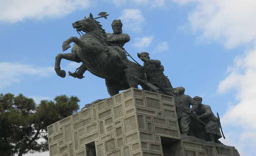 نمایی از موزه نادری مشهد