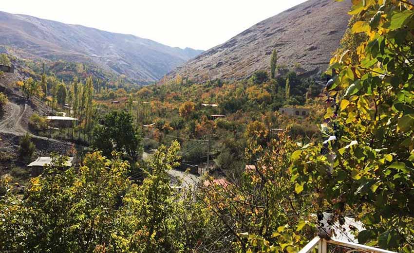 نمایی از روستای زشک مشهد