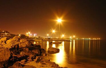بهترین سواحل کیش در شب