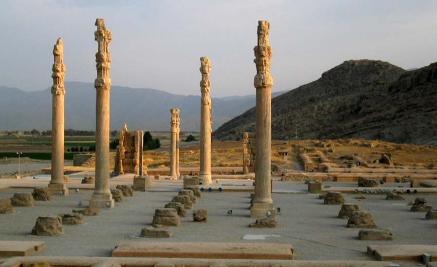 کاخ دروازه