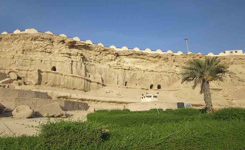 نمایی از غار خربس قشم