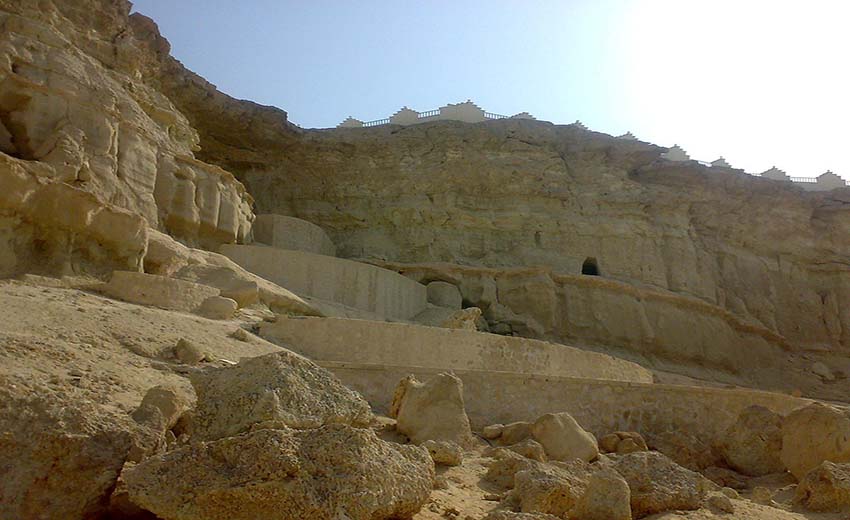 آشنایی با غار خربس قشم و جاذبه های آن