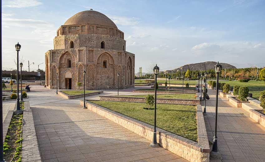 معرفی گنبد جبلیه کرمان