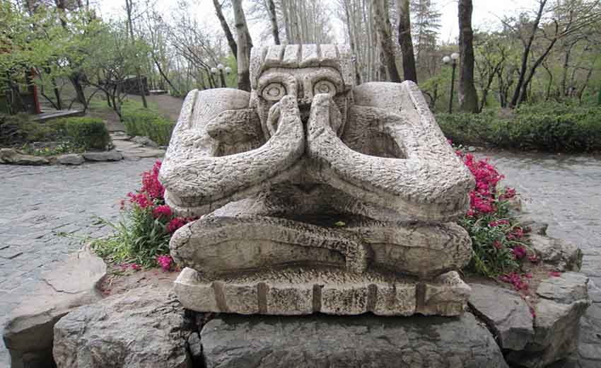 مجسمه های پارک جمشیدیه
