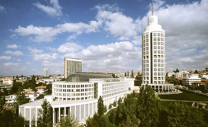 مرکز خرید تجاری کاروم