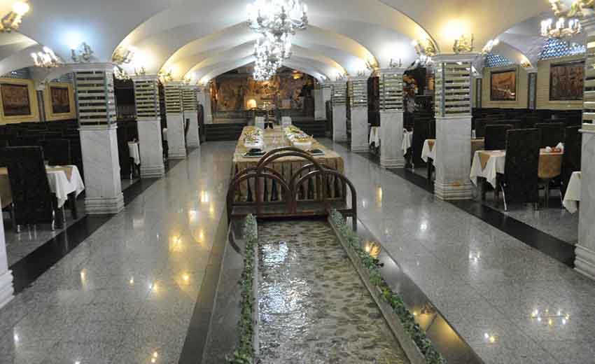 رستوران هتل جمشید