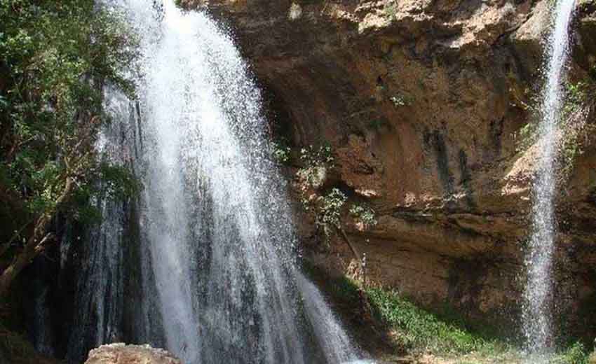 آبشار نای انگیز