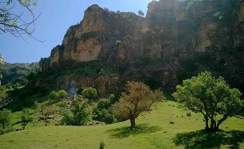 طبیعت گردی در تنگه کافرین