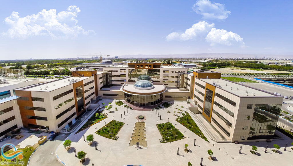 مجتمع توریستی، تفریحی و تجاری امپراطور