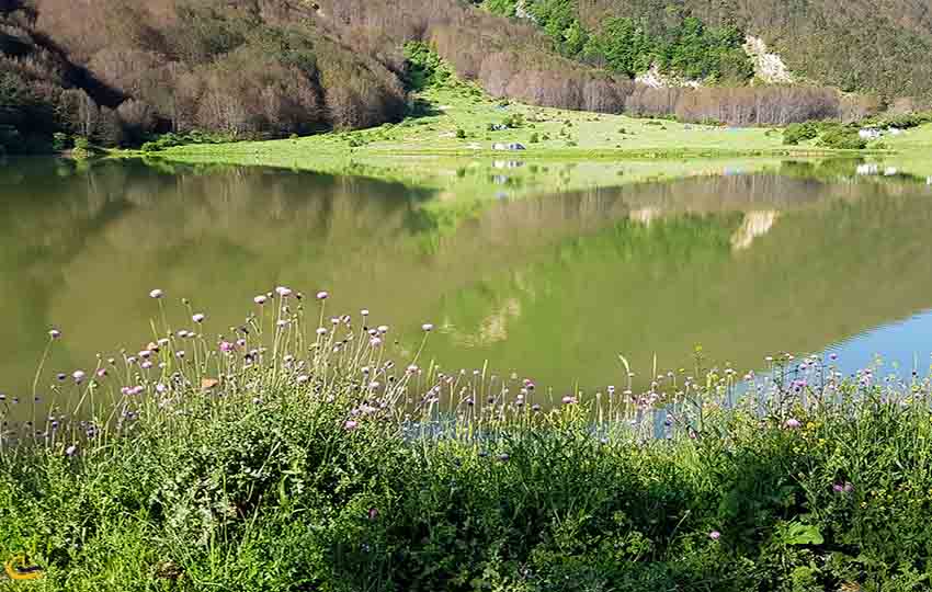 نمایی از دریاچه ویستان