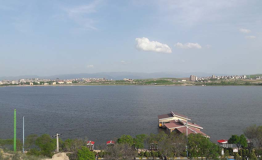 معرفی دریاچه شورابیل اردبیل