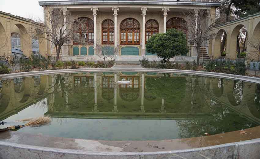 نمایی از عمارت مسعودیه تهران