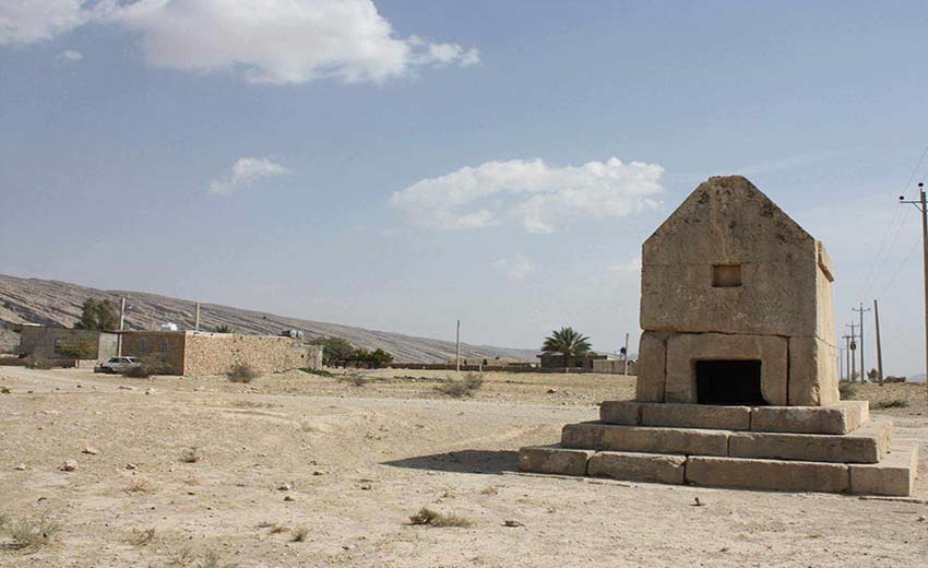 تصویری از گور دختر بوشهر