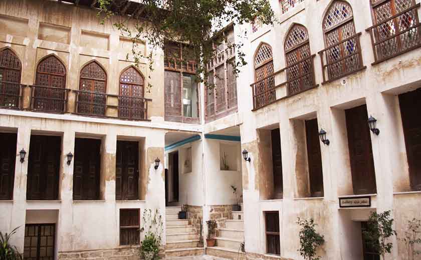 عمارت دهدشتی بوشهر