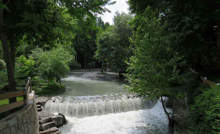 دریاچه پارک وکیل آباد مشهد