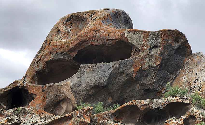 پارک ملی سنگنگاره های کمر مقبولا