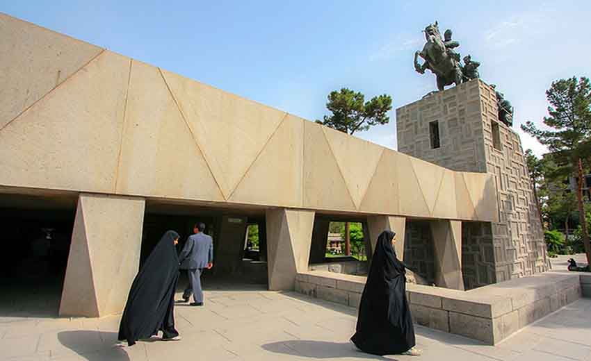 موزه نادری مشهد