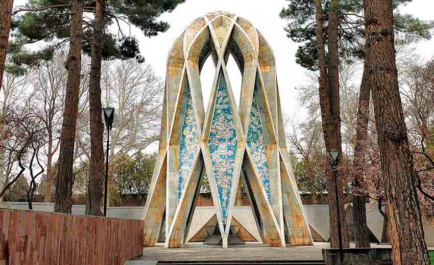 آرامگاه عمر خیام