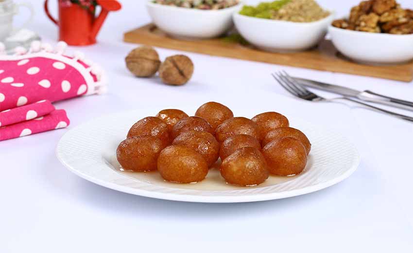 شیرینی Luqaimat