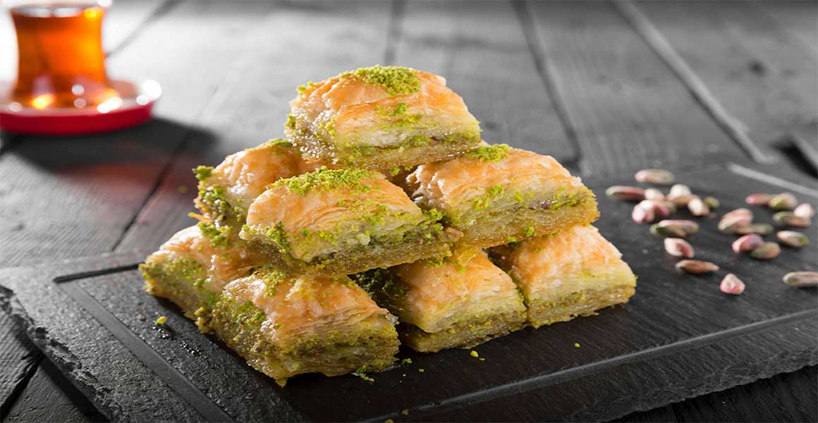 معرفی شیرینی های قطری